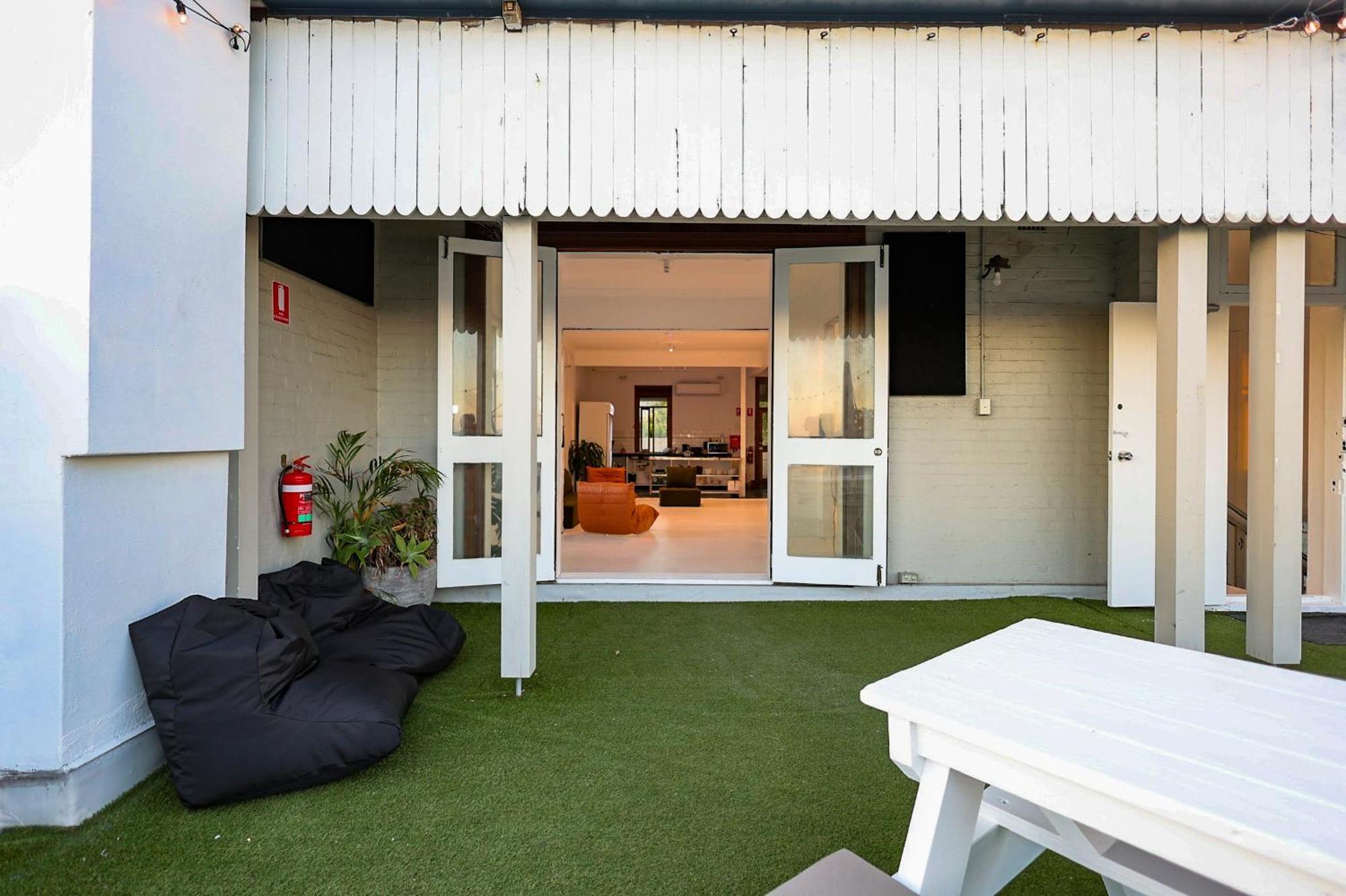 Pad * Sydney